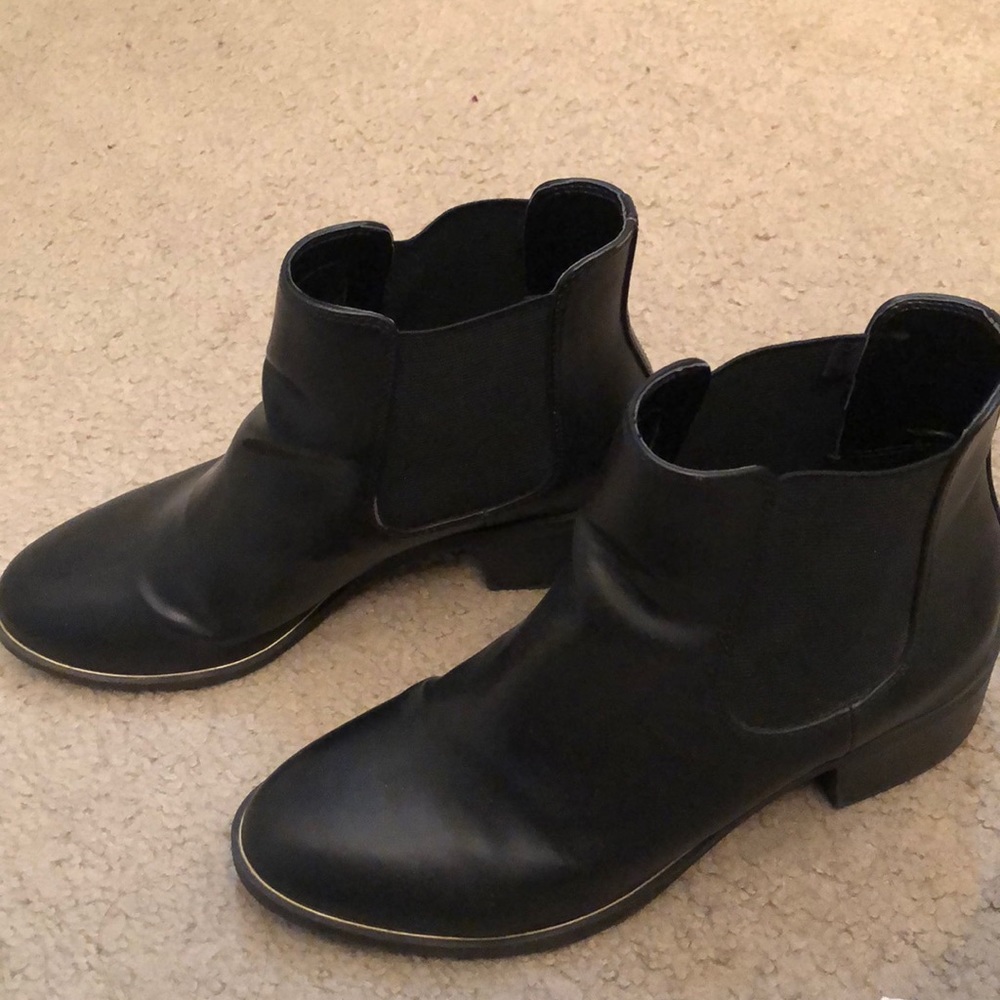 Chelsea boots. Gently used.